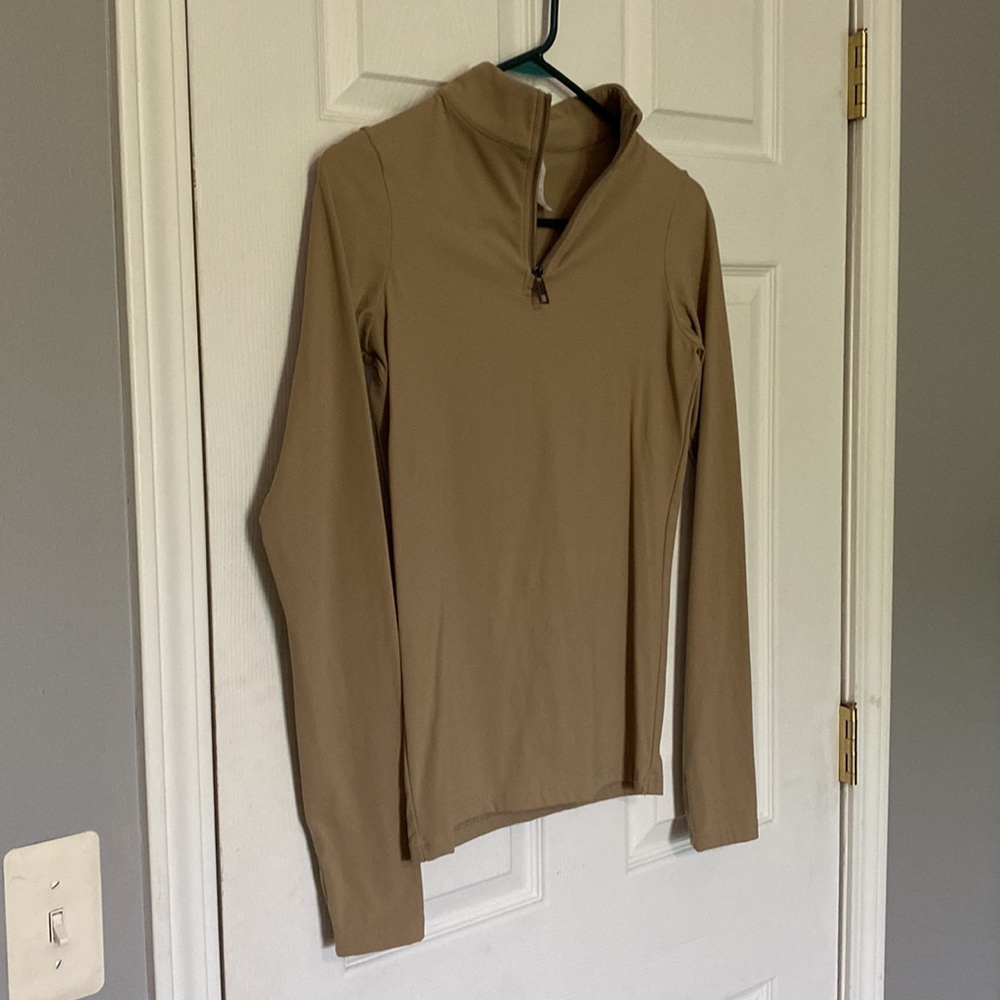 Long sleeve top